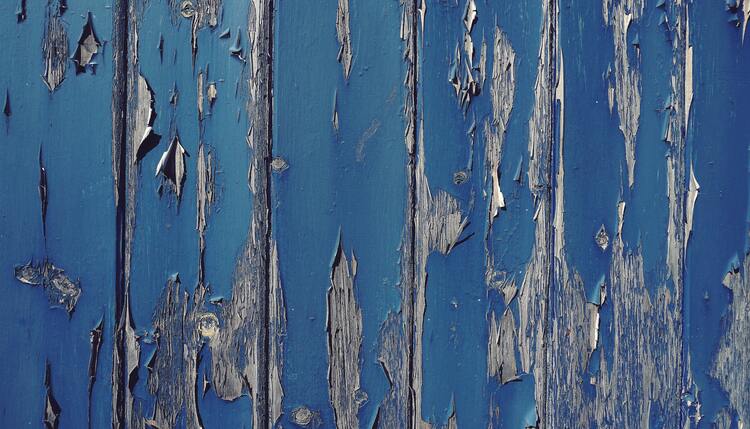 How to Dispose of Painted Wood: A Comprehensive Guide 🎨 1 old painted wood