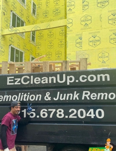 EZ Clean Up Truck