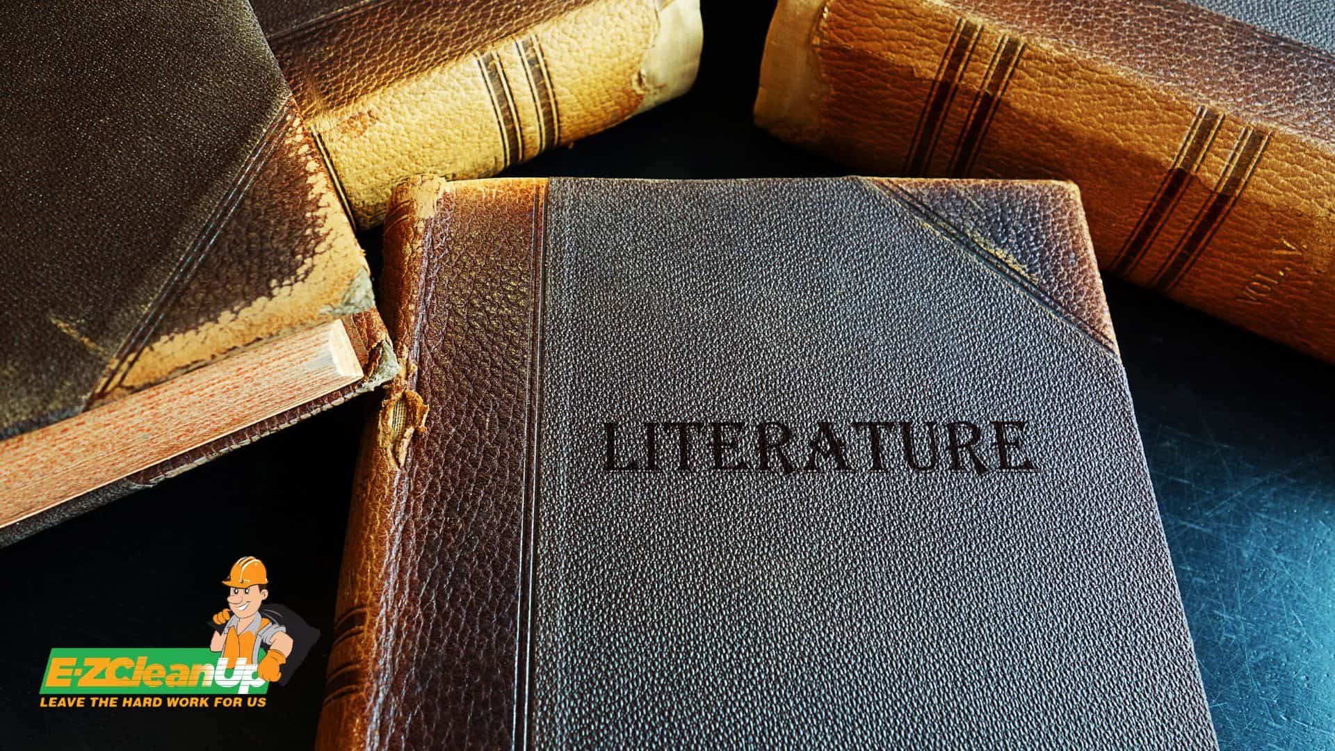 How to Recycle Books Your Options 📕 EZ CleanUp