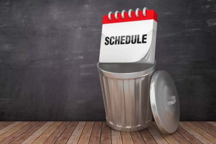 Trash Can with SCHEDULE Calendar on Chalkboard Background – 3D Rendering Trash Can with SCHEDULE Calendar on Chalkboard Background - 3D Rendering